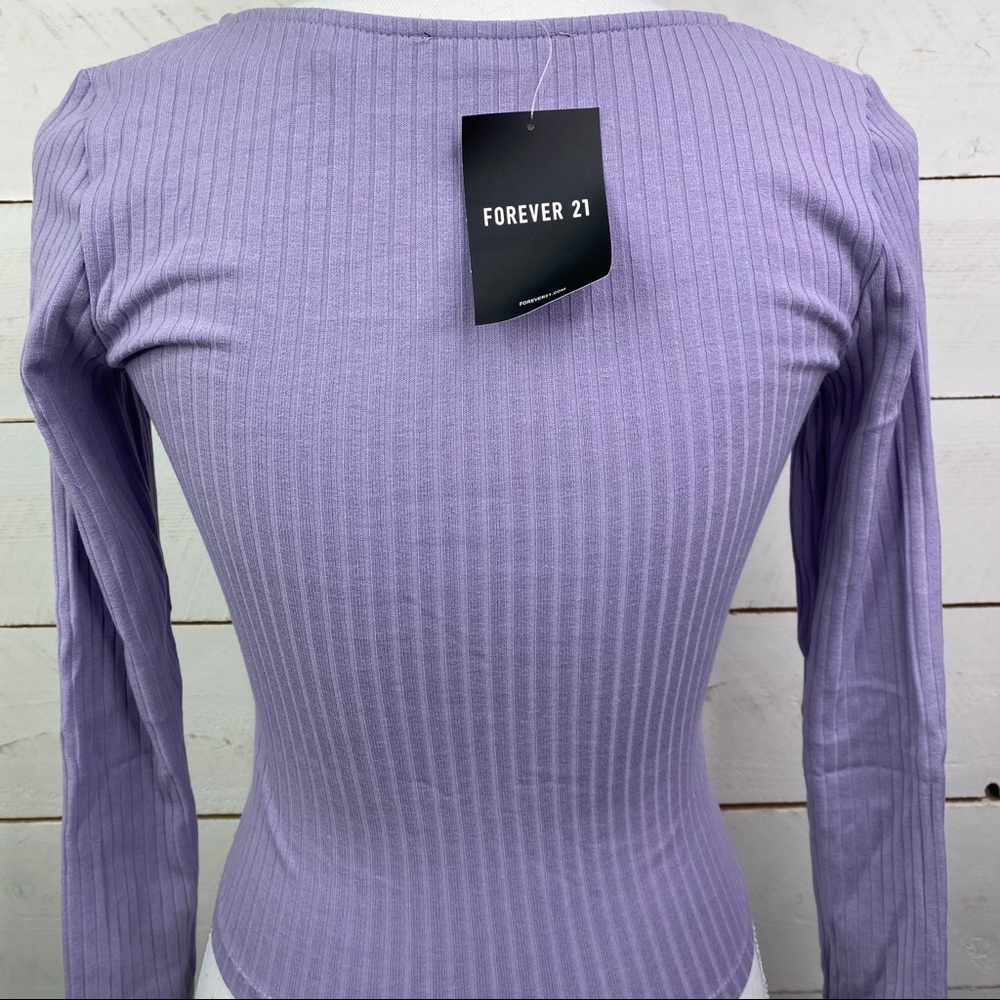 FOREVER 21 Lavender Purple Long Sleeve Knit Hook Eye Front Crop Top Size Small - Picture 7 of 14